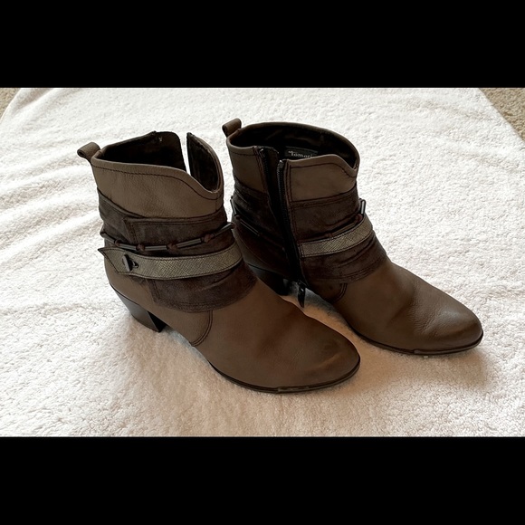 Tamaris Designer Leather Boots Size 37 (6 1/2) Brown; Never Worn NWT - Picture 4 of 10